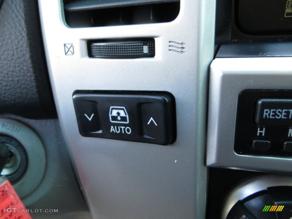 2004 4Runner SR5 - Natural White / Dark Charcoal photo #38