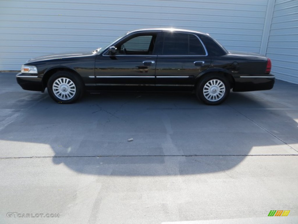 2007 Grand Marquis LS - Black Clearcoat / Charcoal Black photo #5
