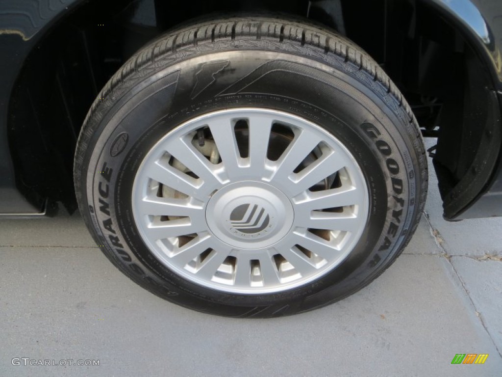 2007 Grand Marquis LS - Black Clearcoat / Charcoal Black photo #14