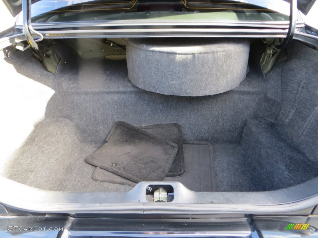 2007 Grand Marquis LS - Black Clearcoat / Charcoal Black photo #30