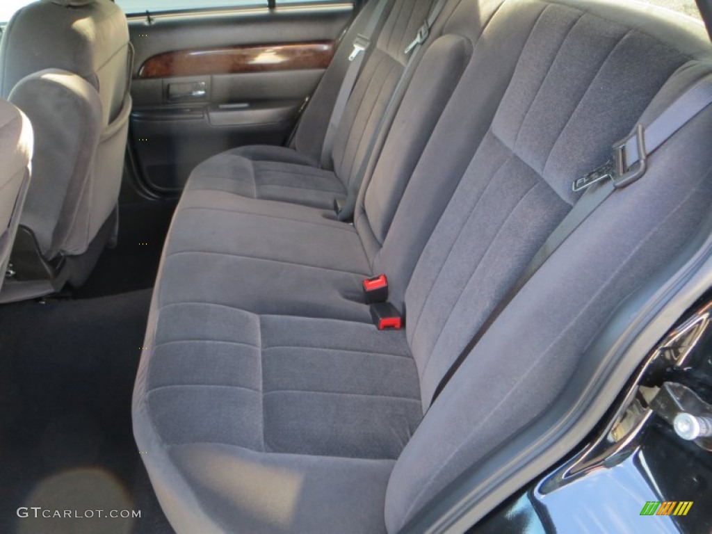 2007 Grand Marquis LS - Black Clearcoat / Charcoal Black photo #32