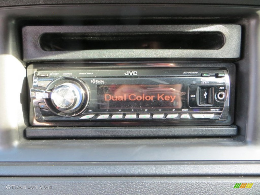 2007 Grand Marquis LS - Black Clearcoat / Charcoal Black photo #39