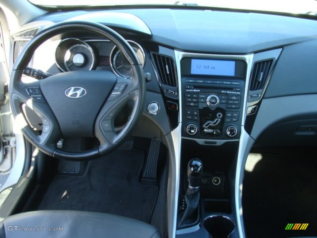 2011 Sonata Limited - Radiant Silver / Gray photo #12