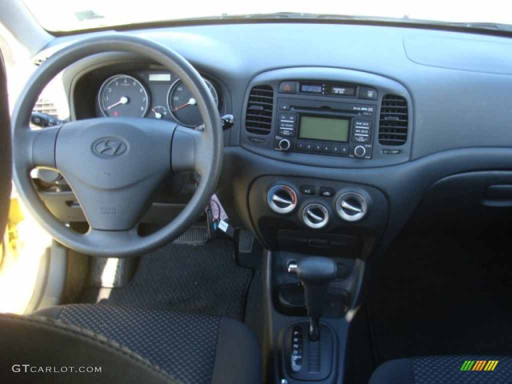 2010 Accent GS 3 Door - Mellow Yellow / Black photo #11