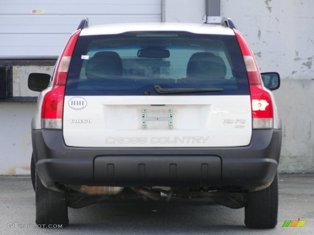2003 XC70 AWD - White / Beige/Light Sand photo #12