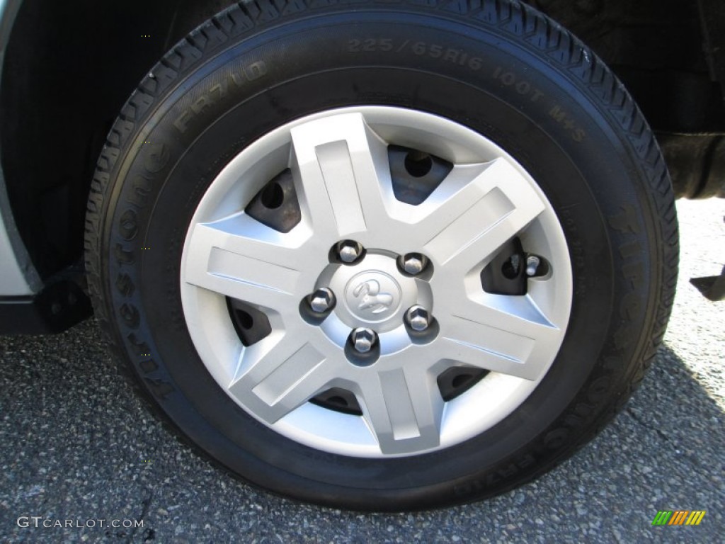 2009 Dodge Grand Caravan SE Wheel Photos