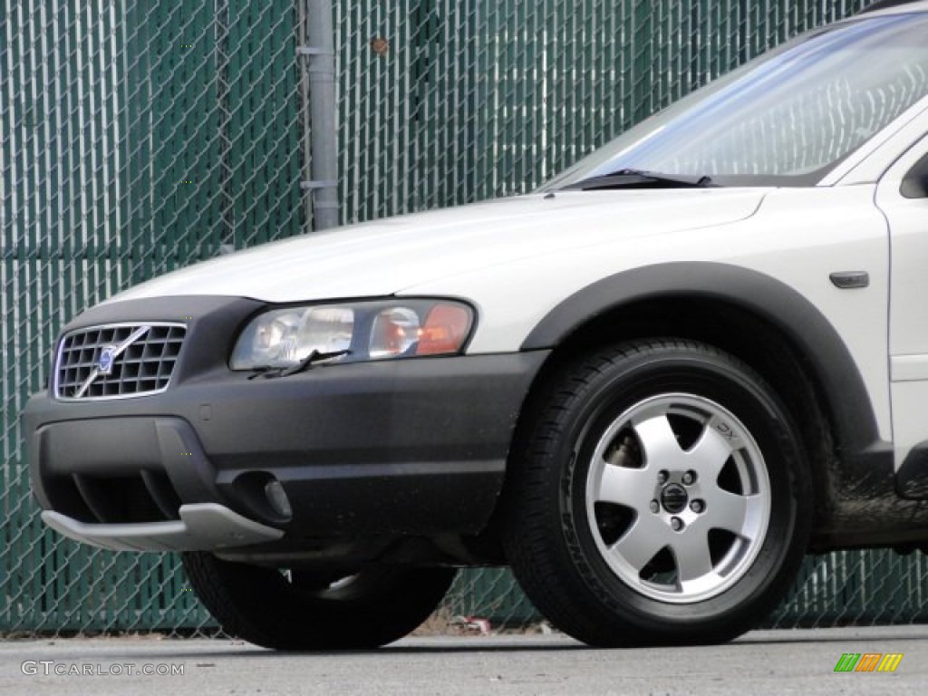 2003 XC70 AWD - White / Beige/Light Sand photo #32