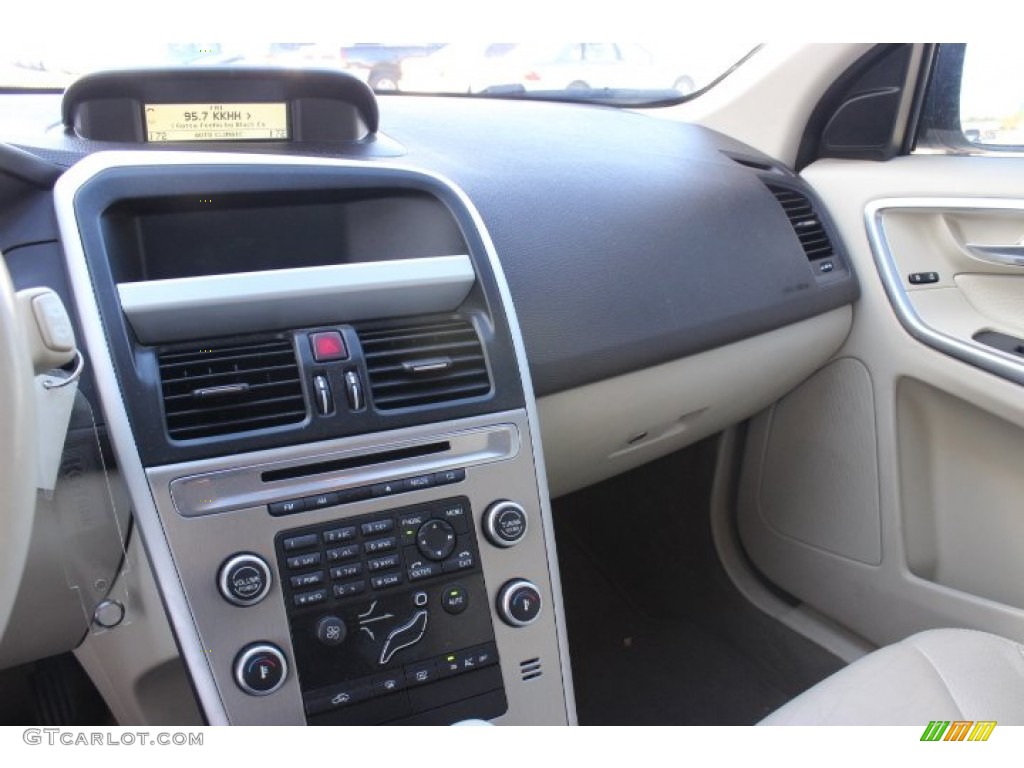 2010 XC60 3.2 - Barents Blue Metallic / Sandstone photo #11