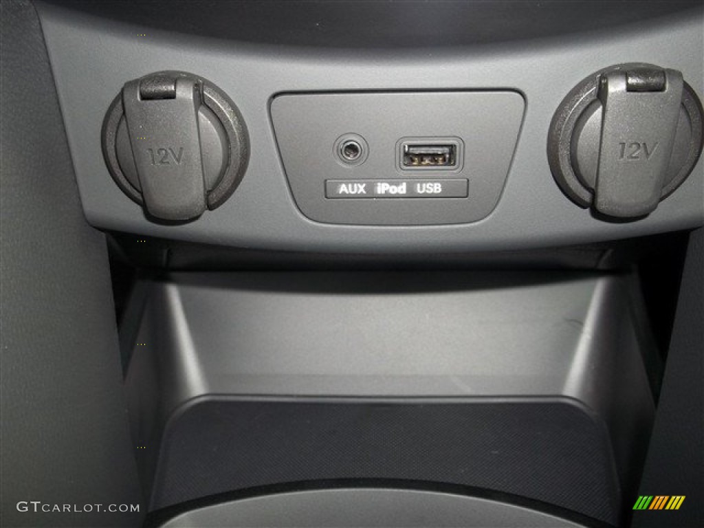 2013 Elantra GT - Black Noir Pearl / Black photo #26