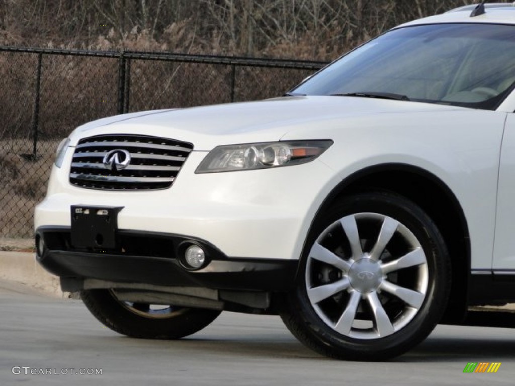 2005 FX 35 AWD - Ivory Pearl White / Willow photo #34