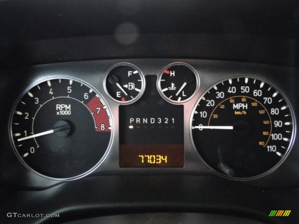 2008 Hummer H3 Standard H3 Model Gauges Photo #89475788