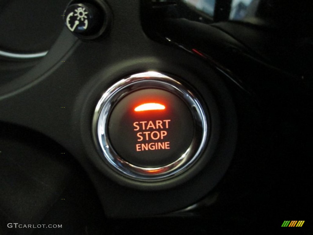 2014 Mitsubishi Outlander GT S-AWC Controls Photo #89477241
