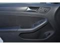 Black - Jetta SE Sedan Photo No. 13