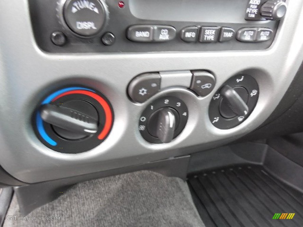 2012 Chevrolet Colorado Work Truck Extended Cab Controls Photo #89478830