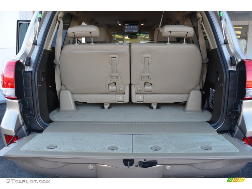 2010 Toyota Land Cruiser Standard Land Cruiser Model Trunk Photo #89479367