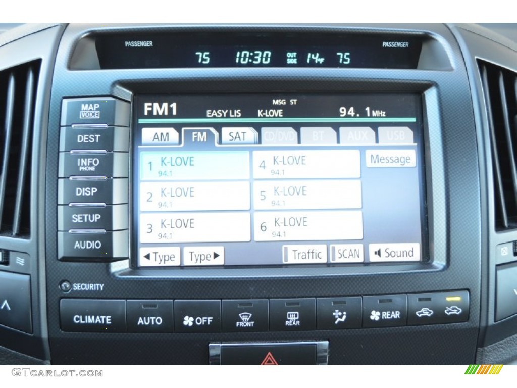 2010 Toyota Land Cruiser Standard Land Cruiser Model Controls Photo #89479493