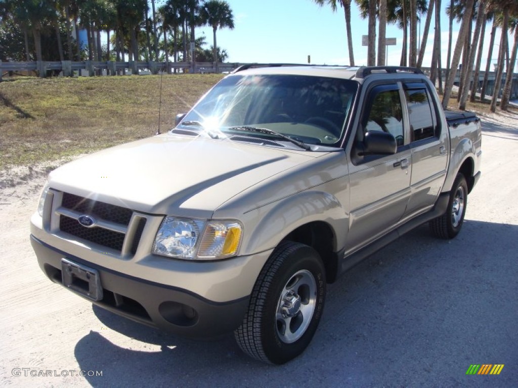 2004 Explorer Sport Trac XLT - Pueblo Gold Metallic / Medium Pebble/Dark Pebble photo #3