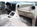 2003 Black Clearcoat Ford Expedition Eddie Bauer  photo #36