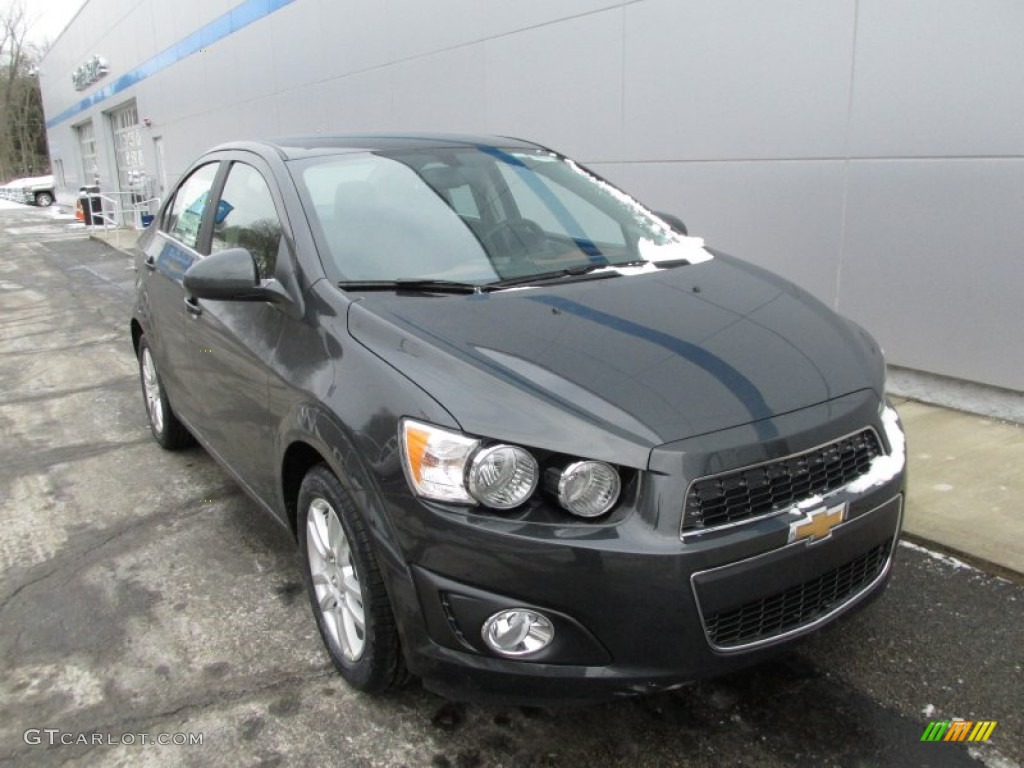 Ashen Gray Metallic 2014 Chevrolet Sonic LT Sedan Exterior Photo #89486950