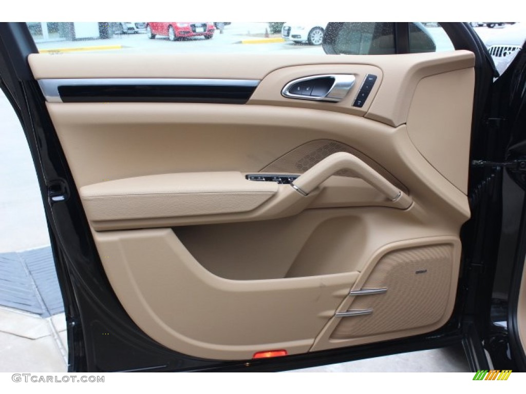 2014 Porsche Cayenne Platinum Edition Luxor Beige Door Panel Photo #89490478