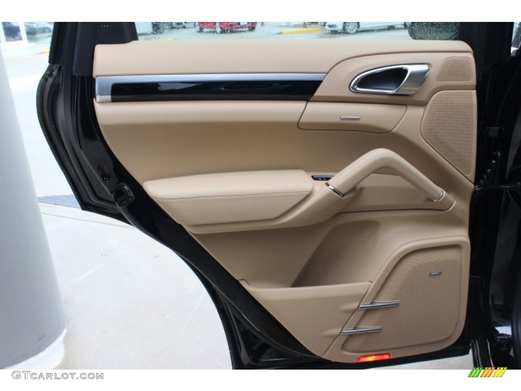 2014 Porsche Cayenne Platinum Edition Luxor Beige Door Panel Photo #89490862