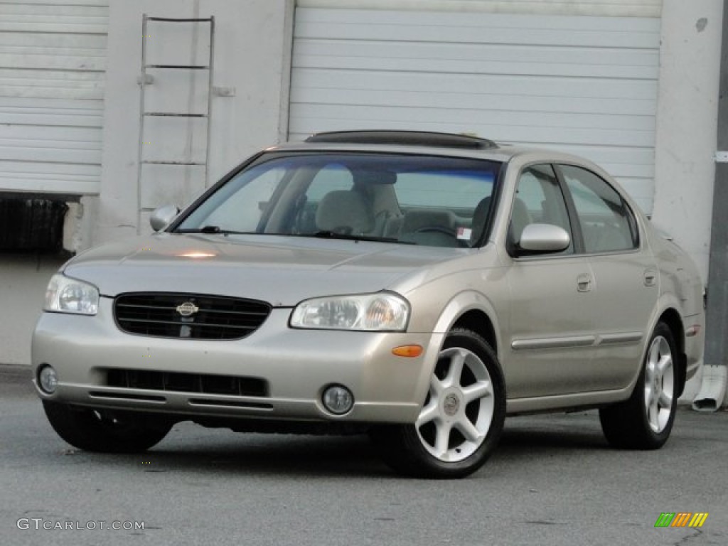 2000 Maxima SE - Sunlit Sand Metallic / Blond photo #1