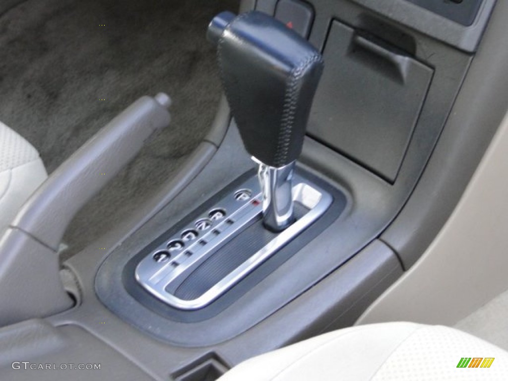 2000 Nissan Maxima SE Transmission Photos