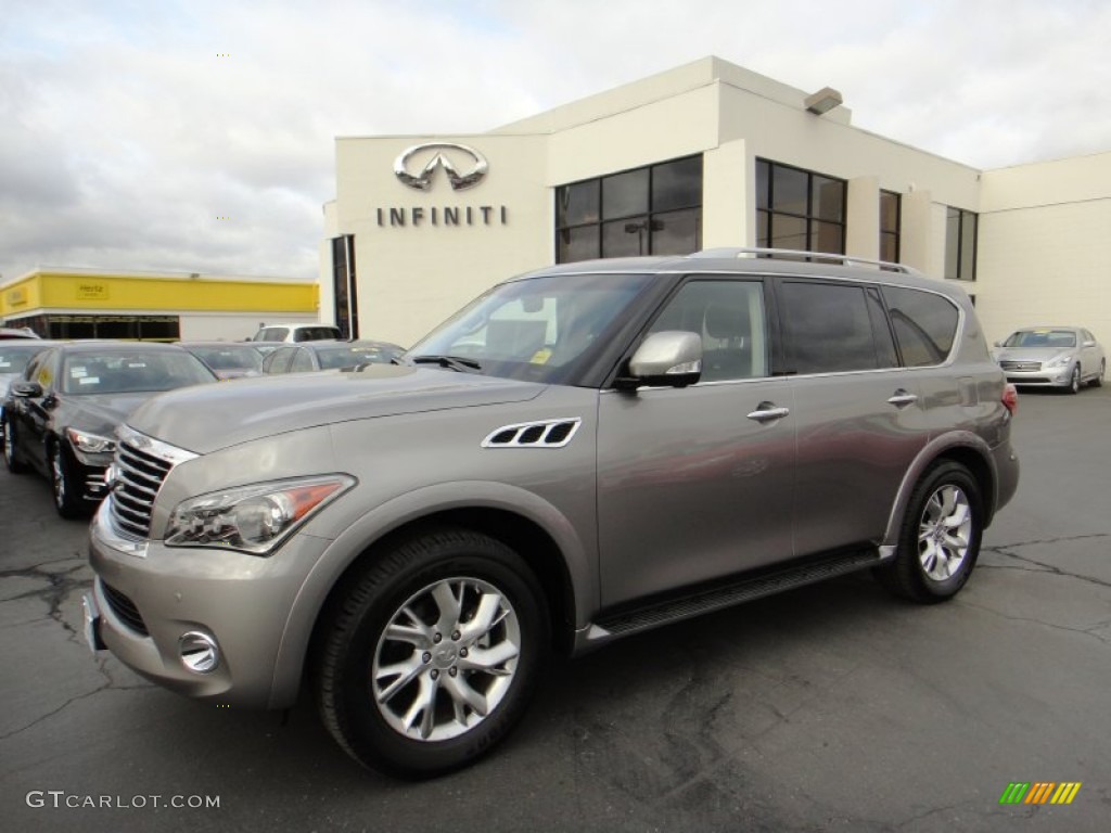 Platinum Graphite Infiniti QX