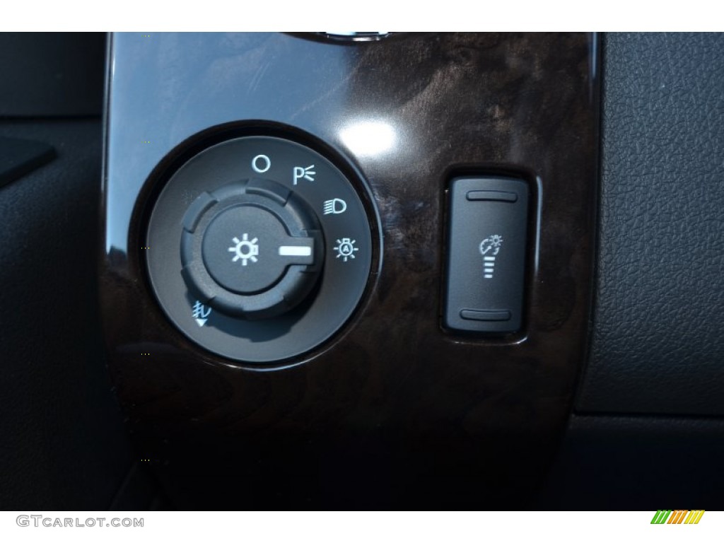 2014 F350 Super Duty Platinum Crew Cab 4x4 - Ruby Red Metallic / Platinum Black Leather photo #34