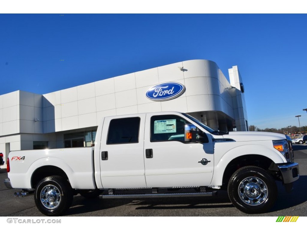 2014 F250 Super Duty XLT Crew Cab 4x4 - Oxford White / Steel photo #2