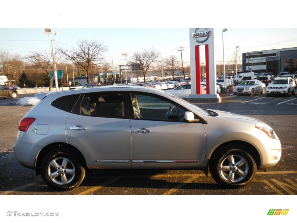 2013 Rogue S Special Edition AWD - Brilliant Silver / Gray photo #4