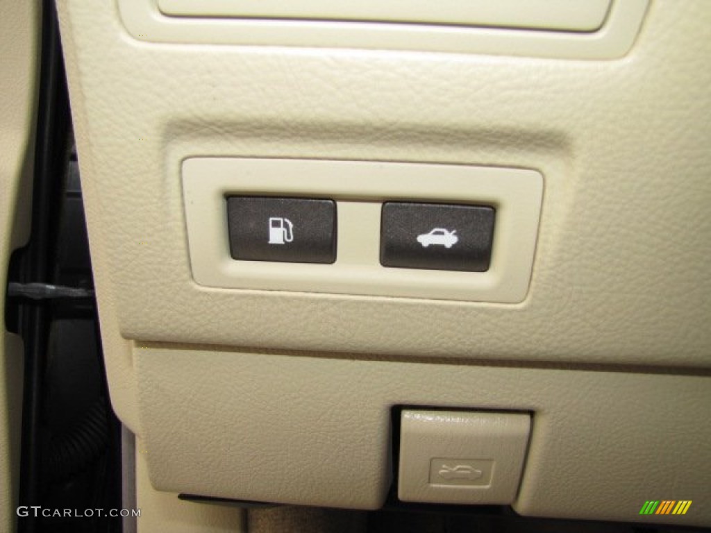 2010 Lexus LS 460 L Controls Photo #89505596