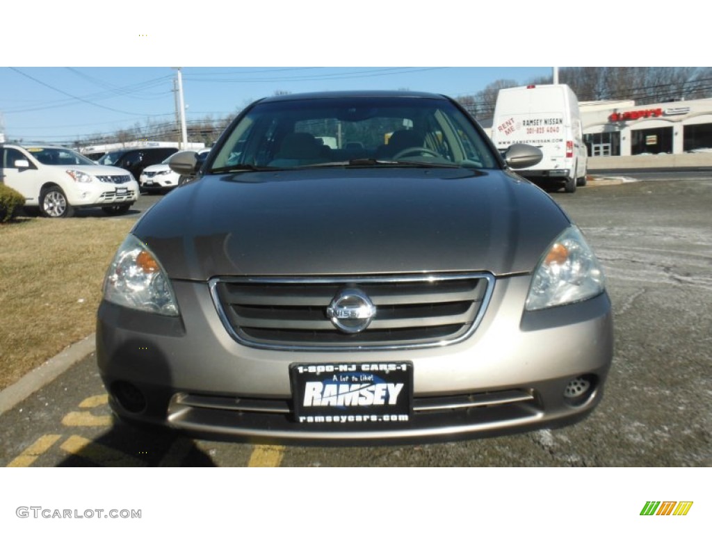 2004 Altima 2.5 S - Polished Pewter / Frost Gray photo #2