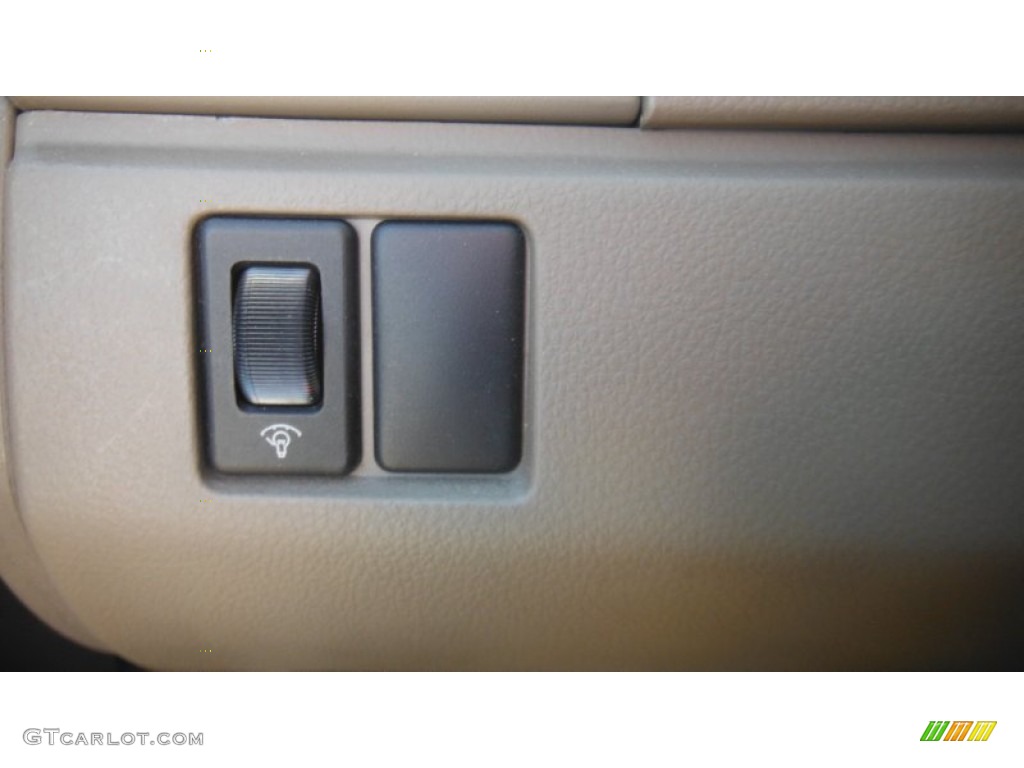 2004 Altima 2.5 S - Polished Pewter / Frost Gray photo #18