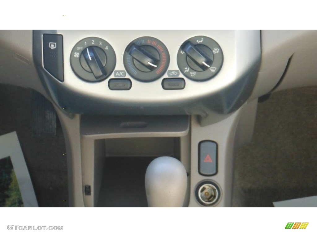 2004 Altima 2.5 S - Polished Pewter / Frost Gray photo #24