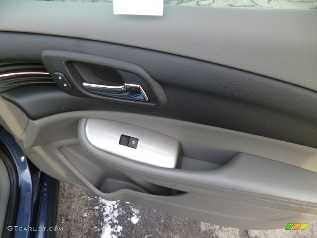 2014 Malibu LS - Atlantis Blue Metallic / Jet Black/Titanium photo #11
