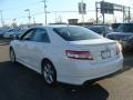 Super White - Camry SE Photo No. 4