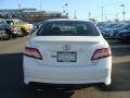 Super White - Camry SE Photo No. 5