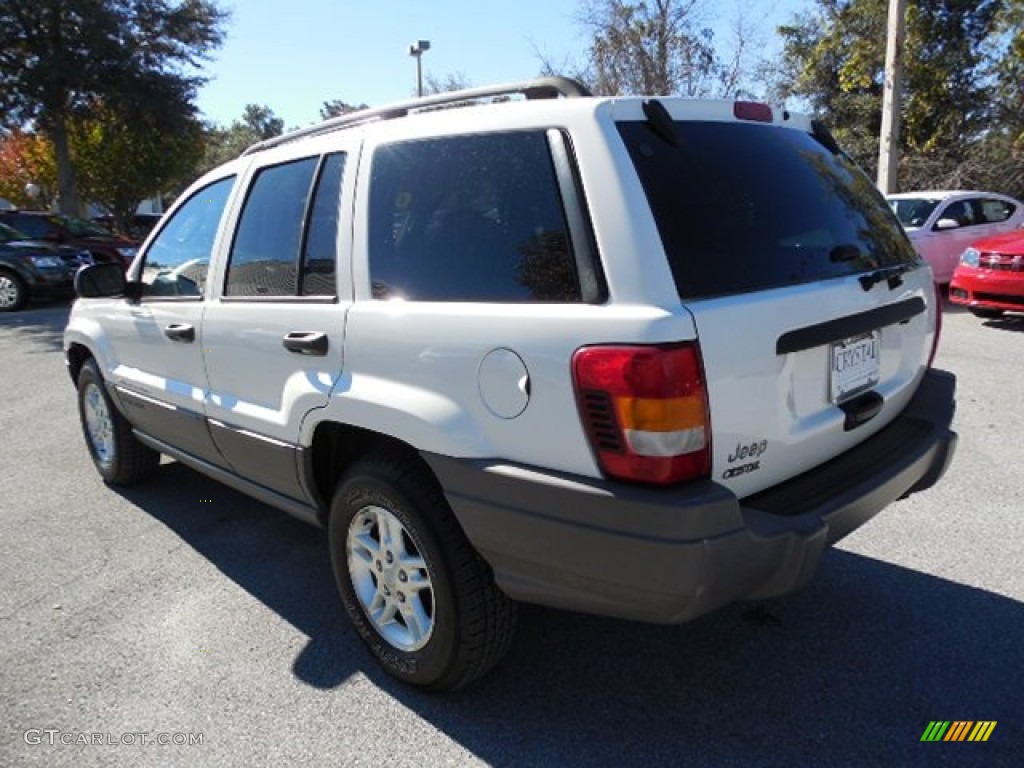 2004 Grand Cherokee Laredo - Stone White / Dark Slate Gray photo #3