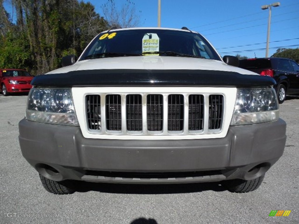 2004 Grand Cherokee Laredo - Stone White / Dark Slate Gray photo #14