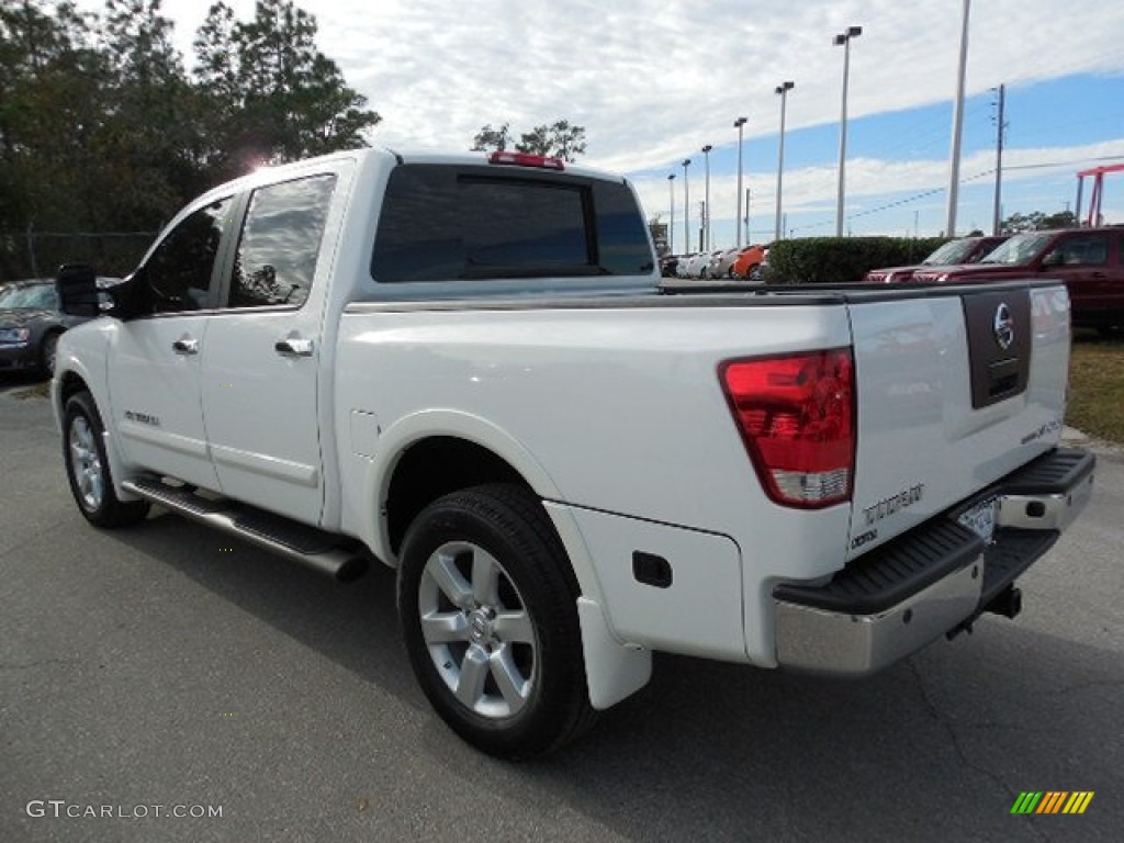 2011 Titan SL Crew Cab 4x4 - Blizzard White / Charcoal photo #3