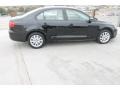 Black - Jetta SE Sedan Photo No. 11