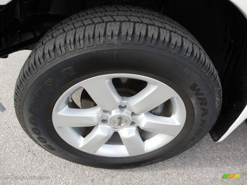 2011 Nissan Titan SL Crew Cab 4x4 Wheel Photos
