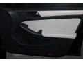 Black - Jetta SE Sedan Photo No. 31
