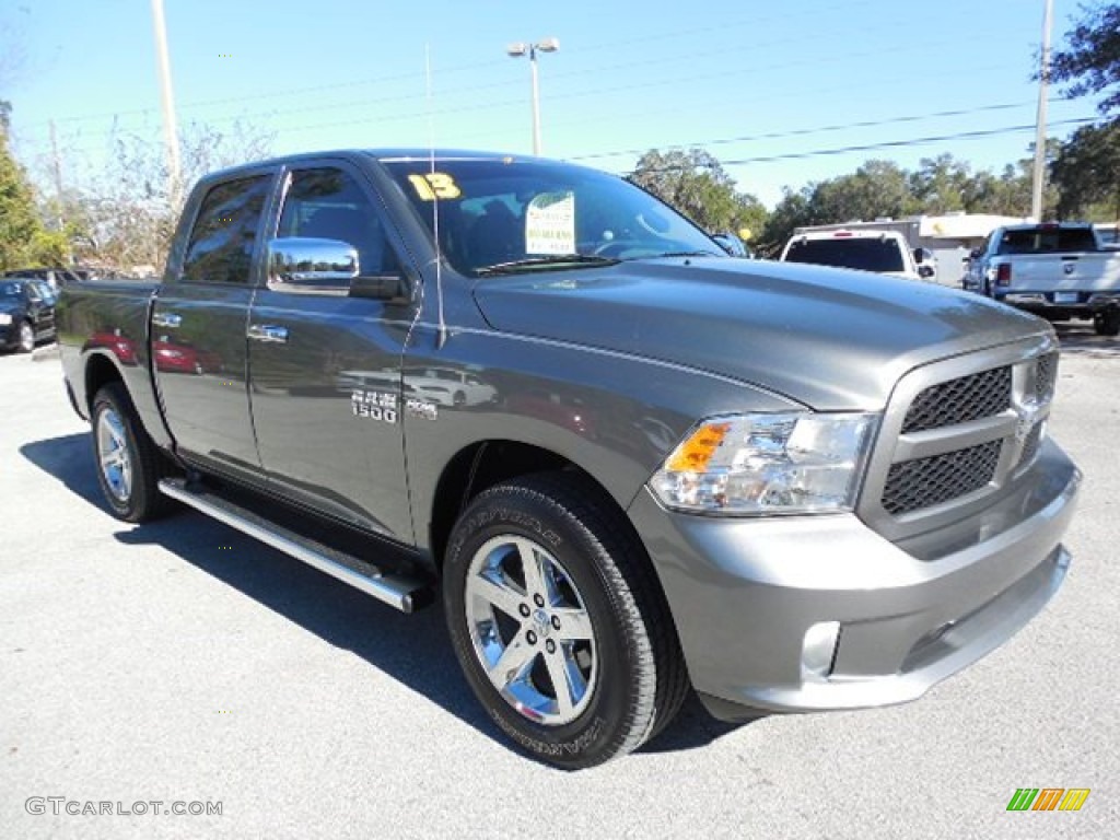 2013 1500 Express Crew Cab - Mineral Gray Metallic / Black/Diesel Gray photo #10