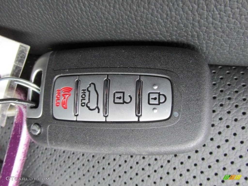 2014 Hyundai Elantra GT Keys Photos