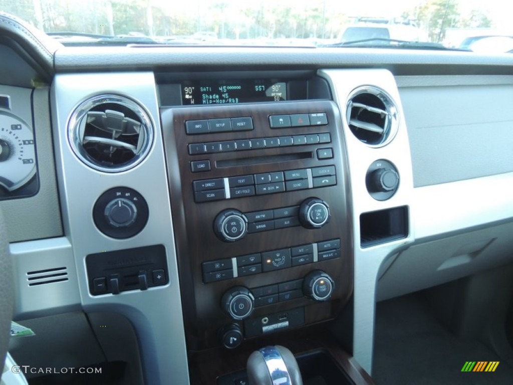 2010 F150 Platinum SuperCrew 4x4 - Ingot Silver Metallic / Medium Stone Leather/Sienna Brown photo #22