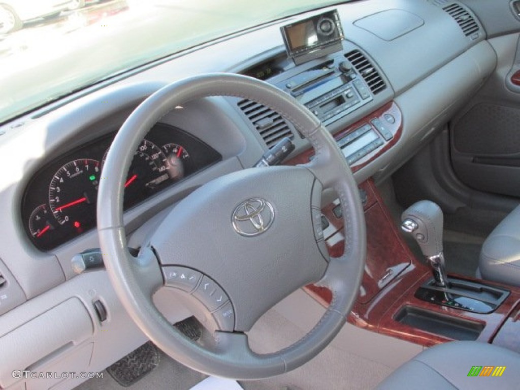 2005 Camry XLE V6 - Mineral Green Opalescent / Gray photo #9