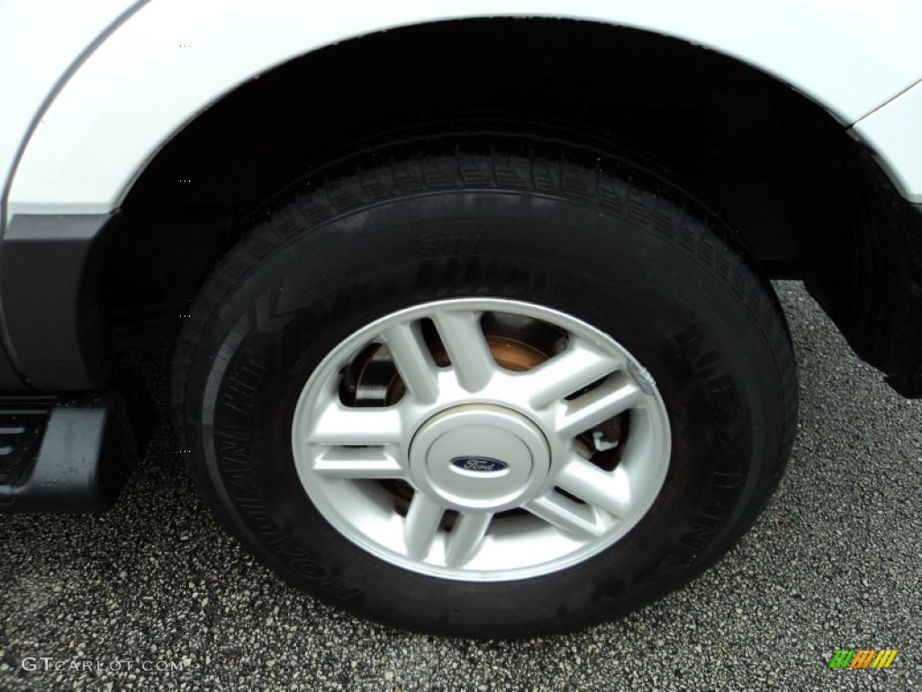 2006 Ford Expedition XLS Wheel Photos
