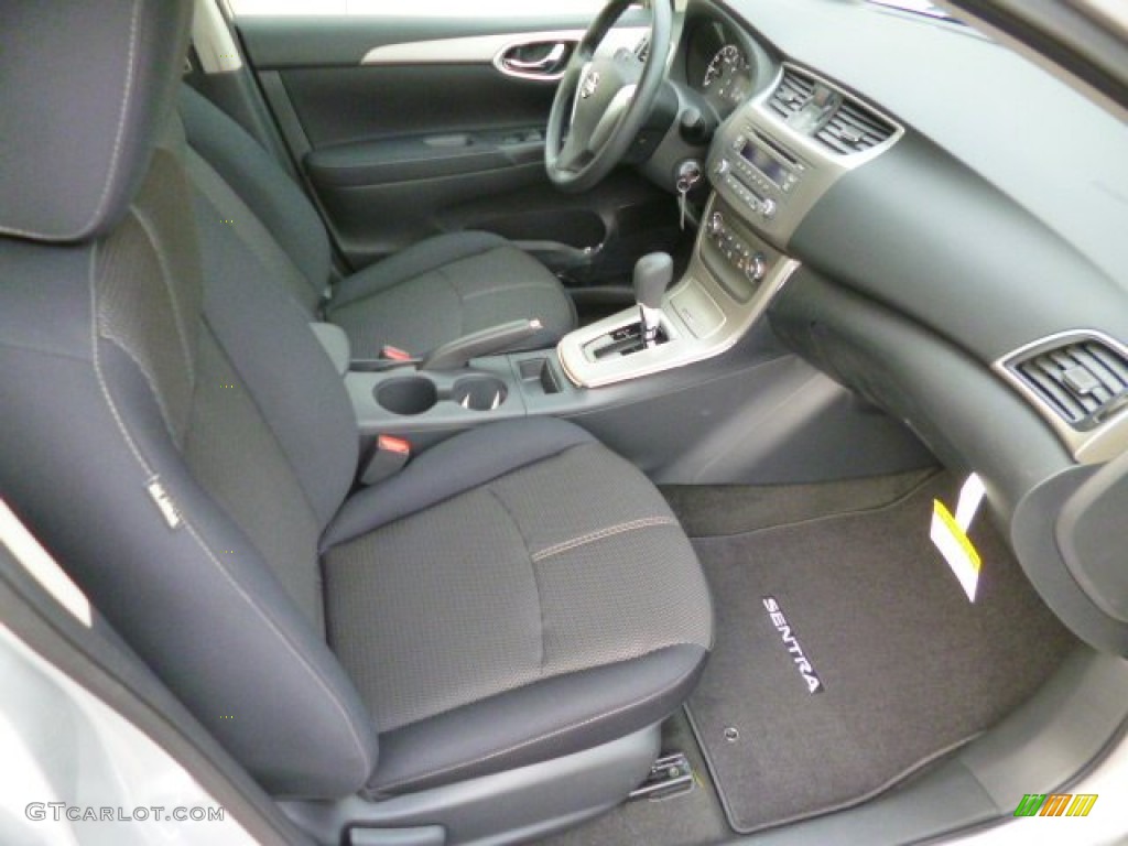 Charcoal Interior 2014 Nissan Sentra S Photo #89522206